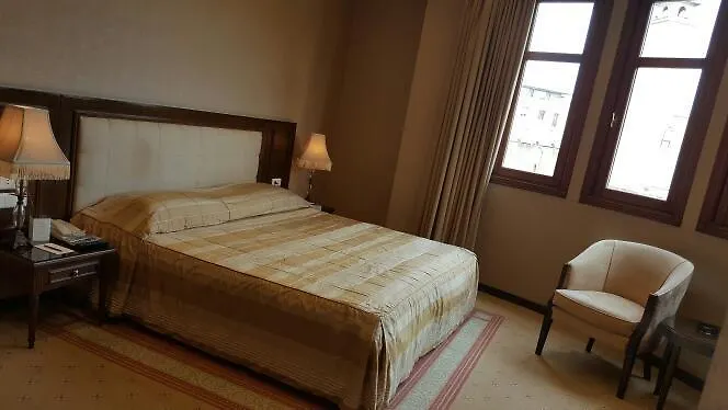 Etoile Suites Boutique Hotel Downtown Beirut