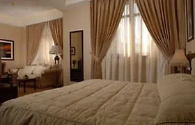 Etoile Suites Boutique Hotel Downtown Beirut 5*,